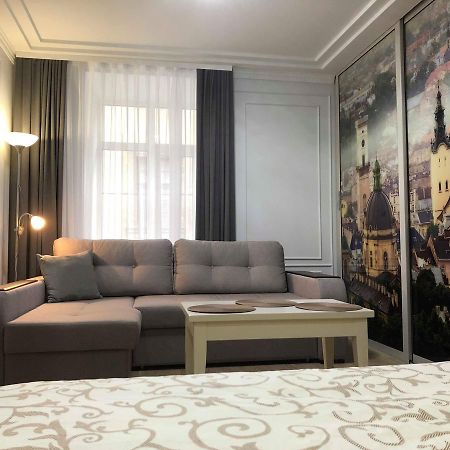 Lux Apartment Ruska Lviv Extérieur photo