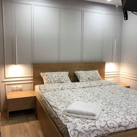 Lux Apartment Ruska Lviv Extérieur photo