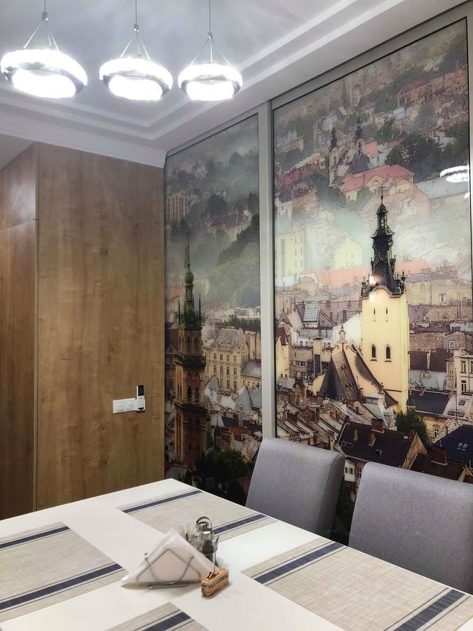 Lux Apartment Ruska Lviv Extérieur photo