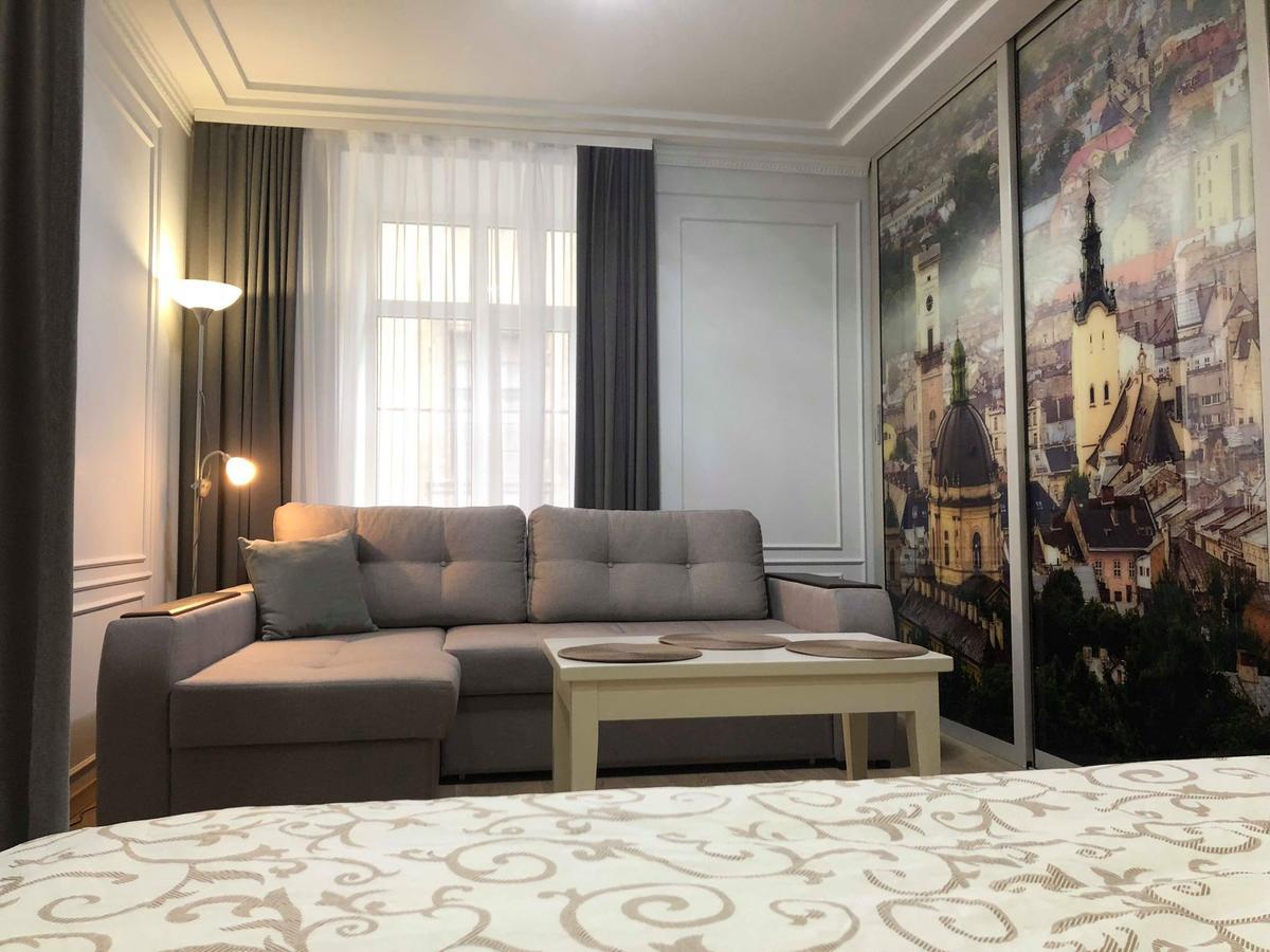 Lux Apartment Ruska Lviv Extérieur photo